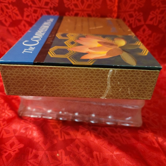 The Compassion Box : Book, CD, and Card Deck by Pema Chödrön - Picture 3 of 7